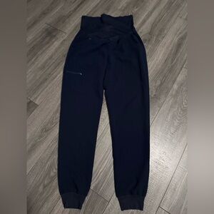 Figs Technical Collection Maternity Jogger Pants in Navy Blue